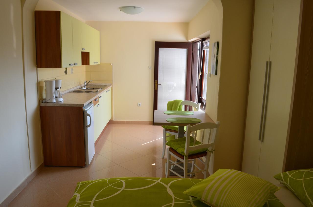 באסקה Apartments Mihalic I מראה חיצוני תמונה