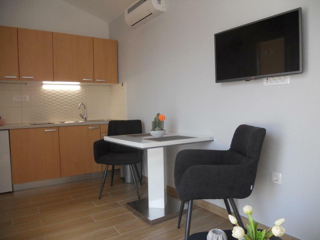 באסקה Apartments Mihalic I מראה חיצוני תמונה